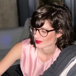 Meet your Posher, Julia